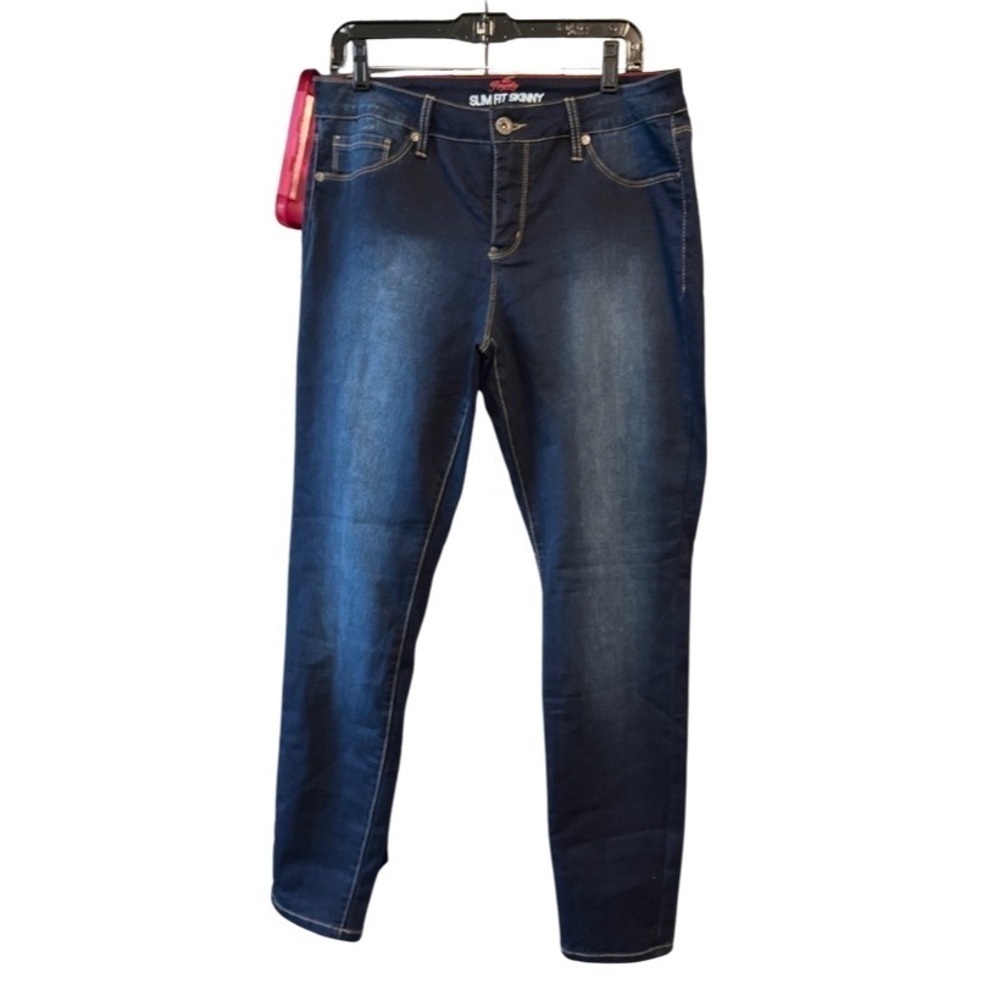 Royalty For You Women’s Slim Fit Skinny Jeans Size 12 Great Condition